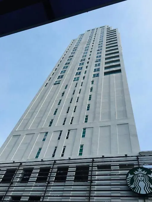Lovely Seaview Penang Homestay @ Mansion One Gurney Pulau Pinang 乔治敦 0*,  马来西亚